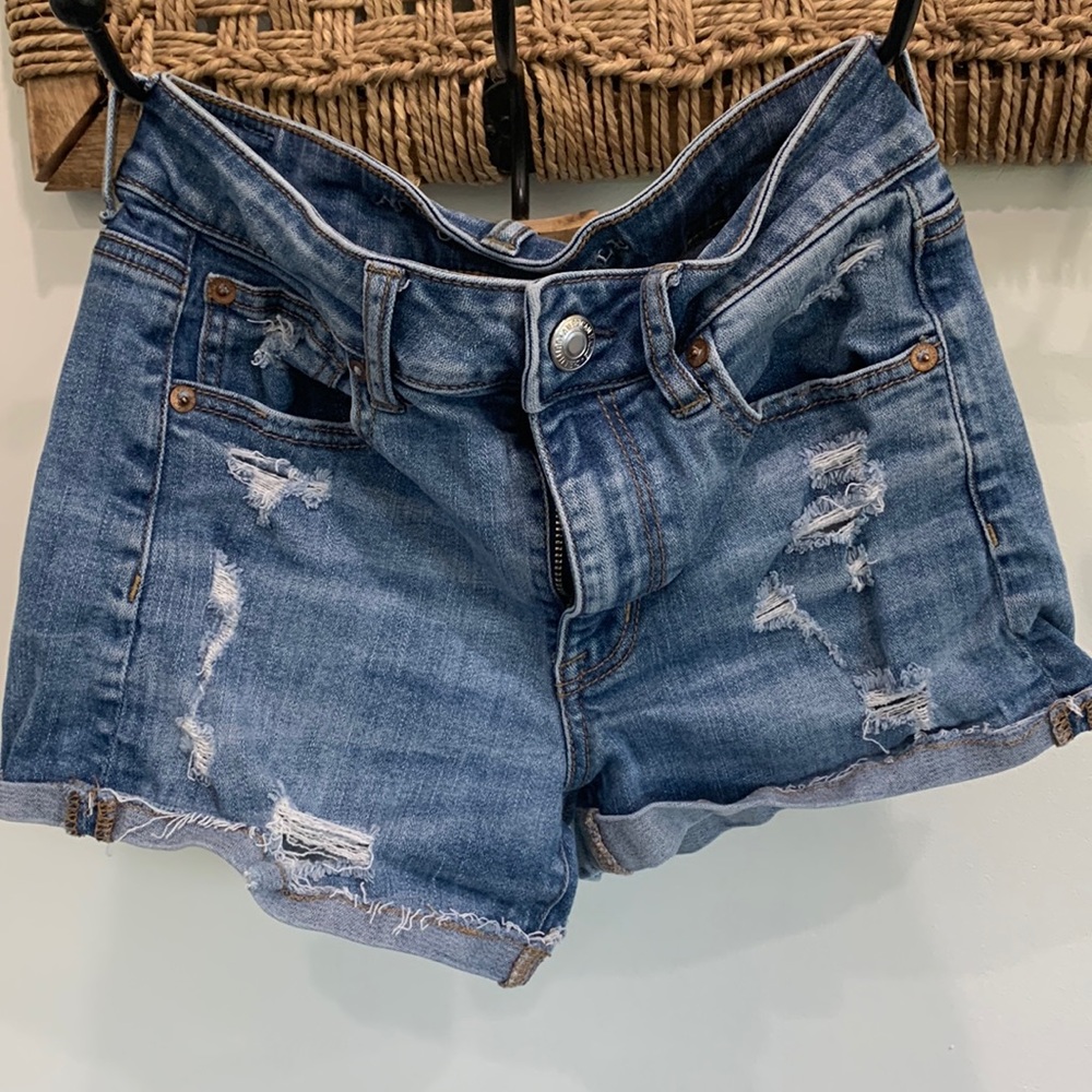 American Eagle size 4 denim shrort